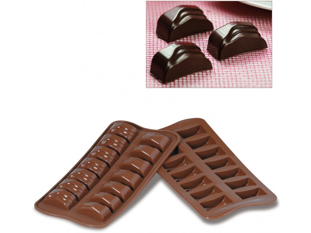 Silikomart SCG09 14pcs 0.27 oz. Jack Silicone Mold